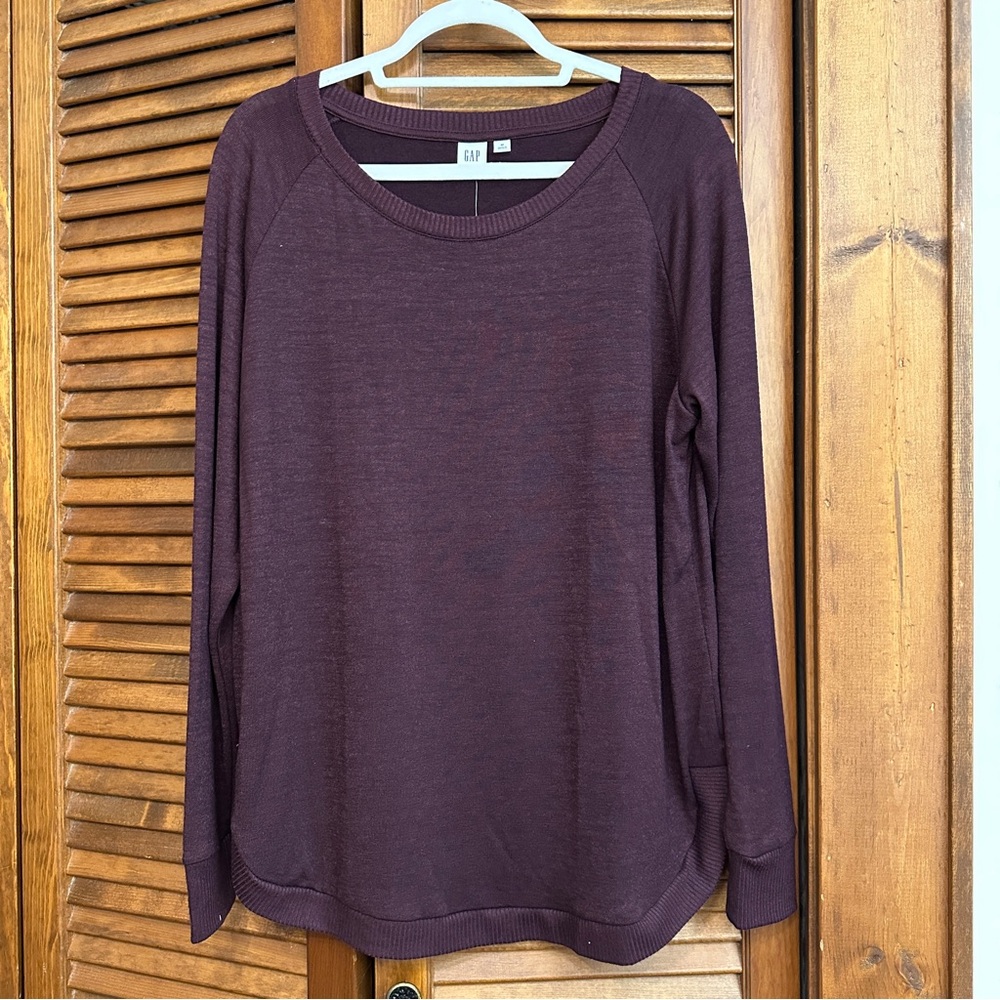 NWT Gap heathered burgundy lightweight sweater, oversized, rounded hem, M